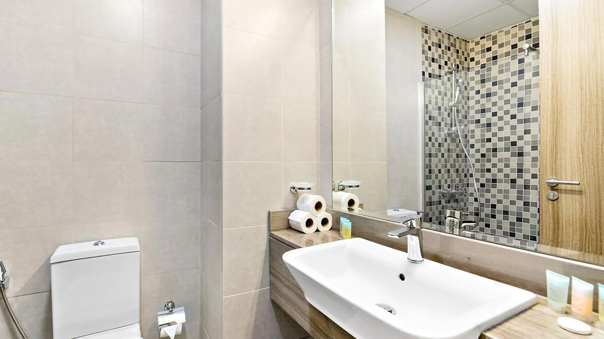 Modern Studio In Al-Furjan Close To Metro-71 Dubái Apartamento